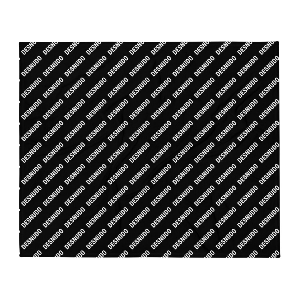 ALL OVER BÁSICO WHITE LOGO BLANKET
